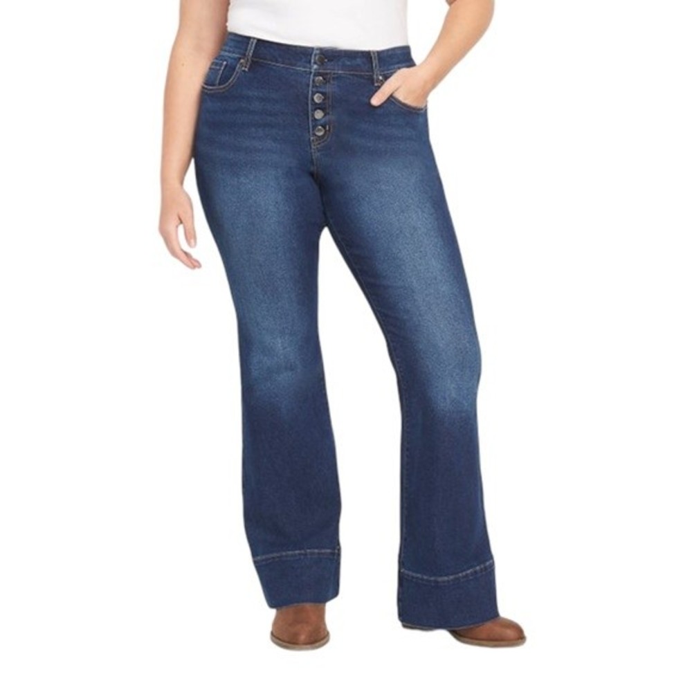 Lane Bryant - Signature Fit Mid-Rise Flare Jean - Medium Wash - 18 Long - (NWOT)